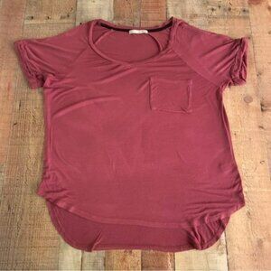 Active USA womens size large maroon scoop neck short sleeve shirt tee t-shirt